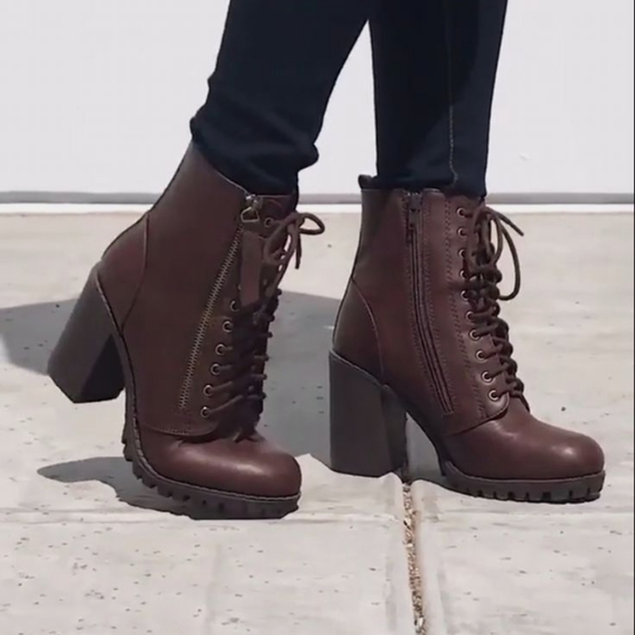 Brown lace up combat boot/Moto boots - Picture 3 of 7